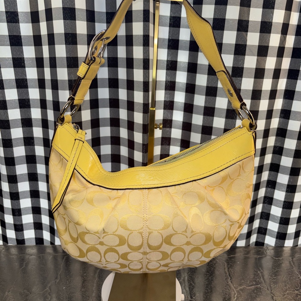 Yellow Signature-Pattern Shoulder Bag